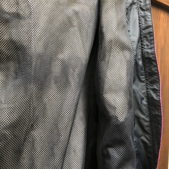 Columbia OmniTech rain jacket - Lavender/Purple - Women’s Medium - Picture 7 of 9